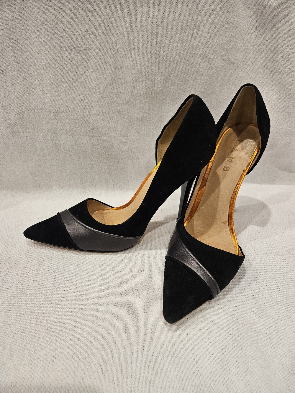 L.A.M.B. Black Calf Leather Suede Pointed Toe Stiletto Heels Pumps Gwen Stafani